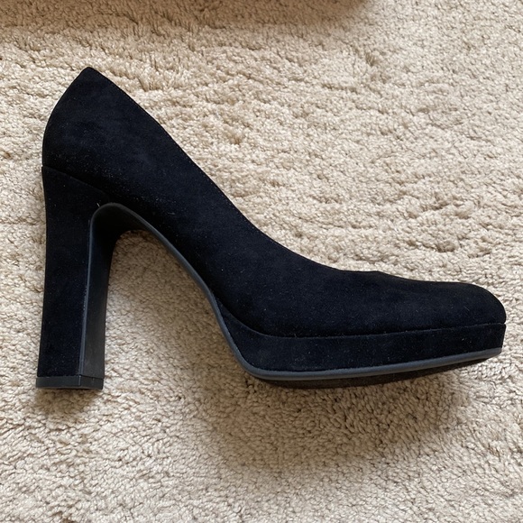 Unisa Black Faux Suede Thin Block Heels, 9.5 - Picture 7 of 8